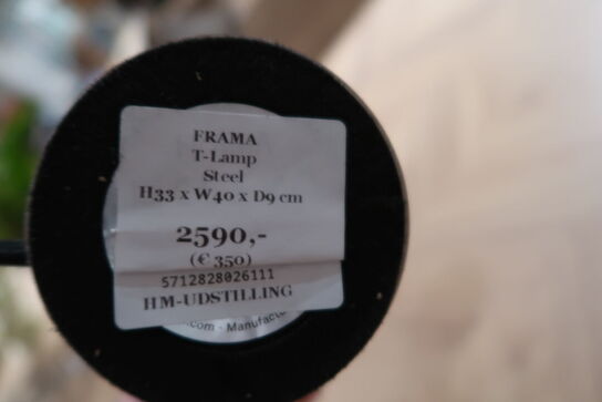 Bordlampe FRAMA T-Lamp Steel