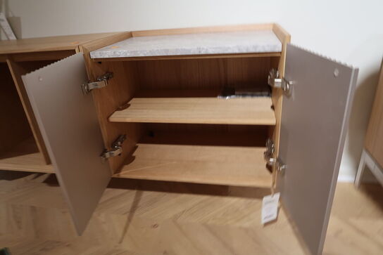 Reol/skabsystem VIPP Cabinet - Vipp675 H5: Light Oak Veneer