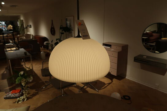 Pendel VIPP Sculpture Pendant - White Glass