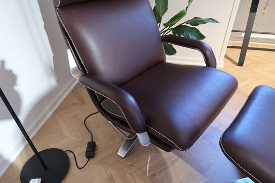 Lænestol BERG FURNITURE Nasa Armchair W. Leather. Rustical med skammel
