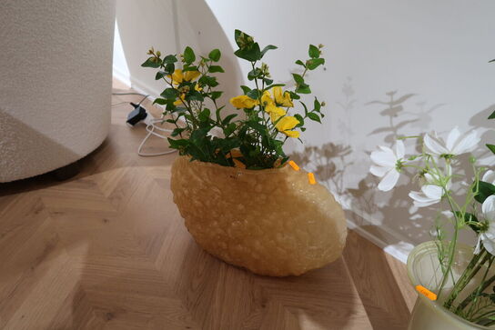 Vase BYON Corallo L med div. Kunstige blomster