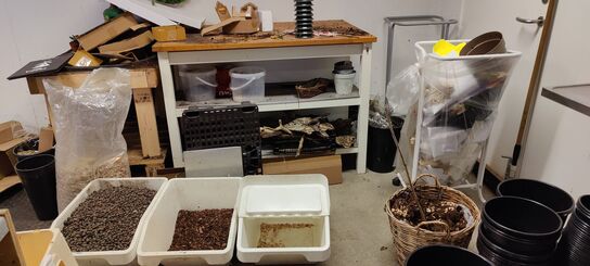 Butiksinventar (OBS: Læs beskrivelse!)