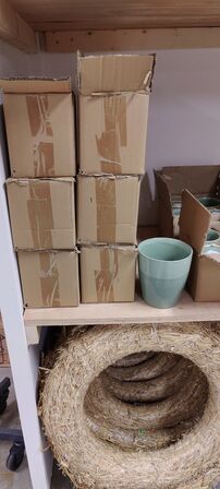 Varelager og salgsvarer i butik (OBS: Læs beskrivelse!)