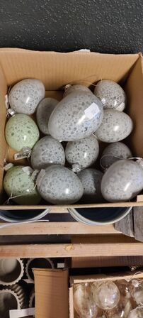 Varelager og salgsvarer i butik (OBS: Læs beskrivelse!)