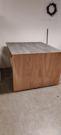 Butiksinventar (OBS: Læs beskrivelse!)