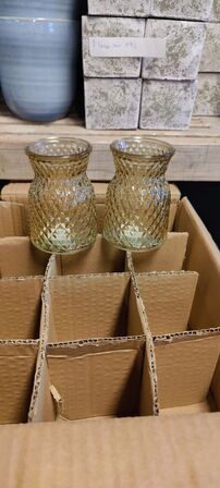 Varelager og salgsvarer i butik (OBS: Læs beskrivelse!)