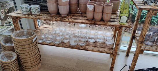 Varelager og salgsvarer i butik (OBS: Læs beskrivelse!)