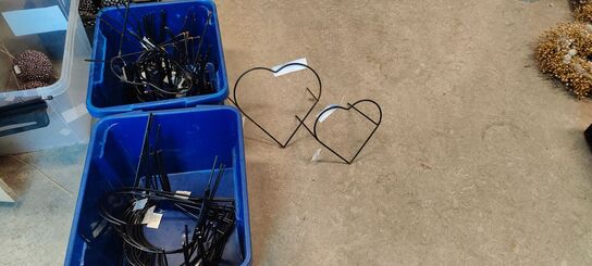 Varelager og salgsvarer i butik (OBS: Læs beskrivelse!)