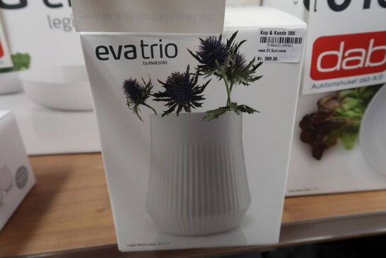 Eva Trio Legio Nova vase hvid 21,5 cm