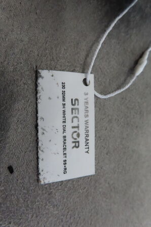 Sector Armbåndsur med 32MM Hvid Skive og Børstet Urrem