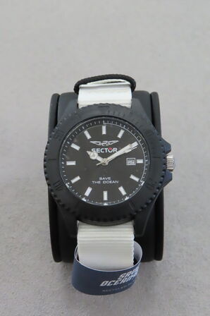 Sector Ur Med Sort Urskive Og Hvid Rem