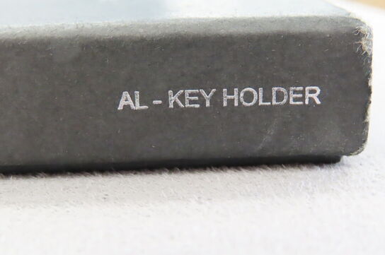 2 stk. Nøgleringe samt golfbolde