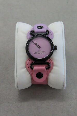 Marc Jacobs The Cuff Watch 36 MM