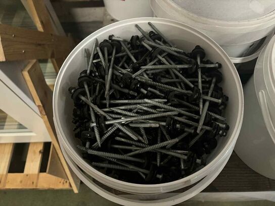 10 stk spande med tagskruer EJOT