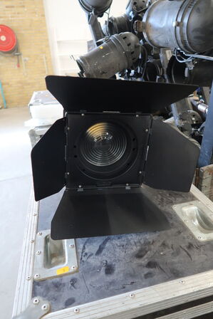 3 stk. LED fresnel lamper m. DMX ATOMIC Scala COB200 56K (Momsfri)