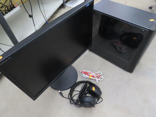 Gaming PC med Headset (SAMSUNG)