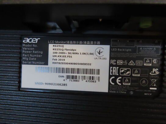 Gaming PC med Skærm og tastetur (TUF, ACER)