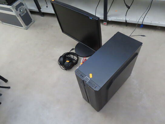 Gaming PC med Headset (SAMSUNG)