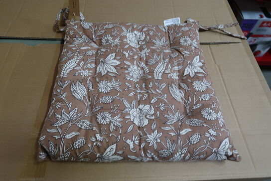 6 stk. Hynder - 40x40 cm 