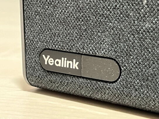 Mødebar, YEALING UVC40