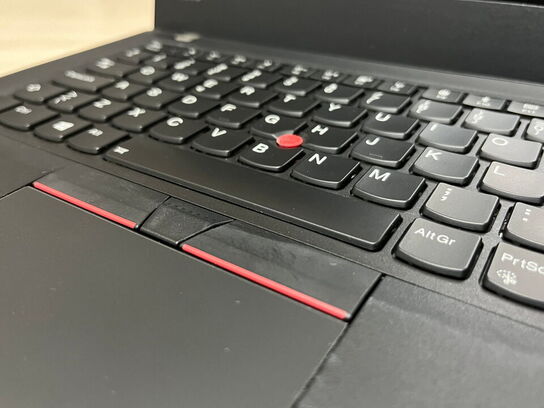 Bæebar PC, LENOVO ThinkPad I5