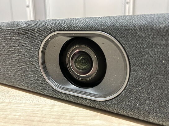 Mødebar, YEALING UVC40