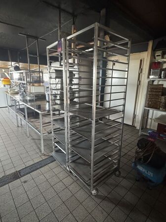 2 stk. Indstik vogne med bageplader