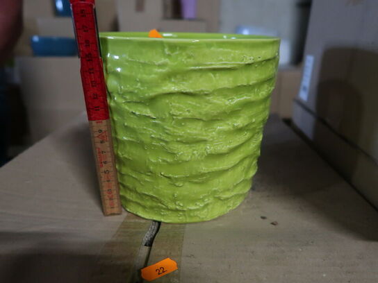 24 stk. Keramik skjulere i forskellige størrelser