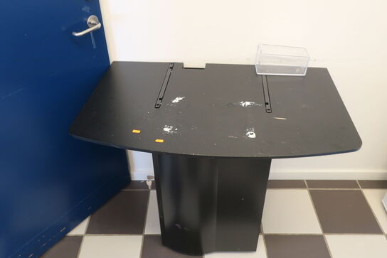 Bord til kaffeautomat