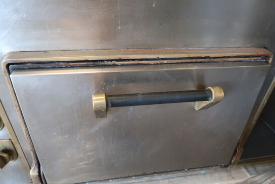 Molteni komfur (Skal renoveres)