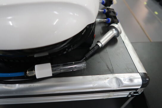 Vacuum machine Derma Renew