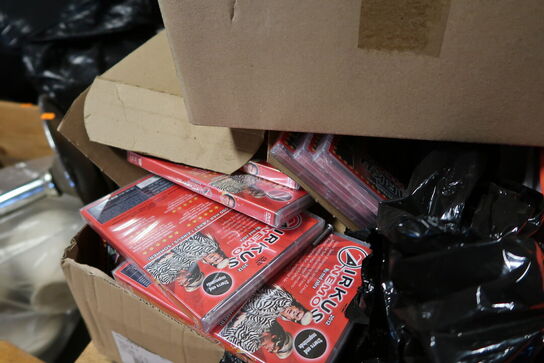 Palle med div. Dvd'er m.m.