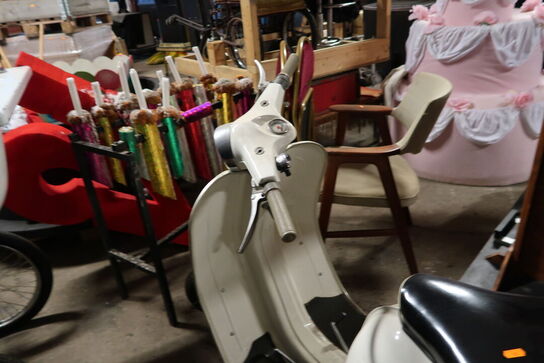 Scooter MONARK (momsfri)