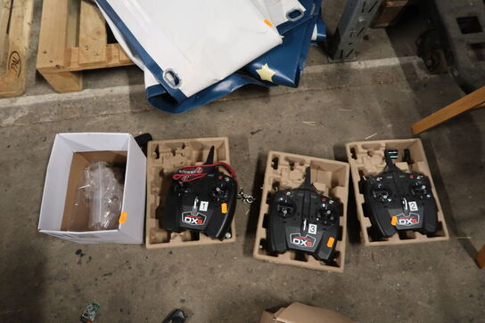 3 stk. fjernbetjeninger SPEKTRUM DXS