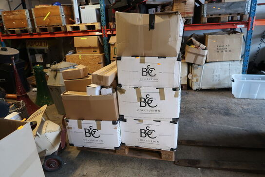 Palle med div. Merchandise m.m.