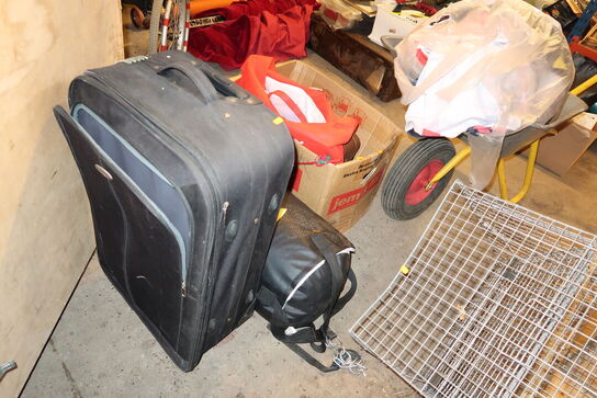 Boksepude, kuffert m.m.