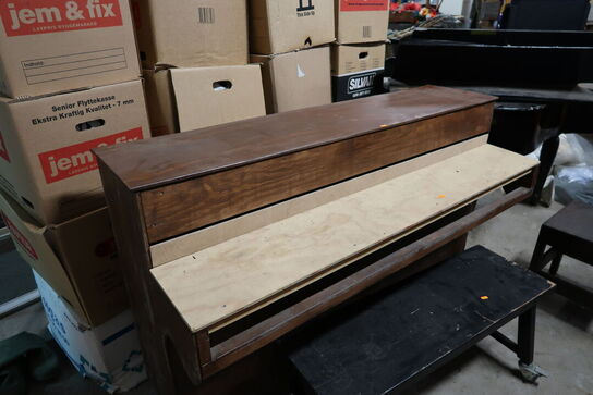 Klavermøbel uden klaver