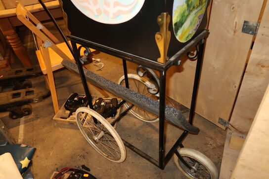 Opbevaringkasse med rekvisit