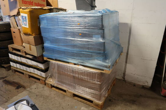 Palle med div. Dvd'er m.m.