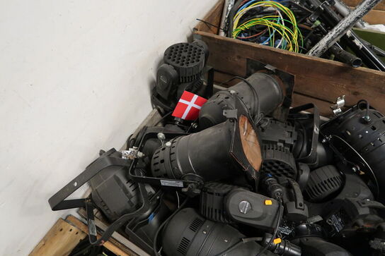 Div. Lamper, bl.a. moving head STARVILLE MH-100 m.fl.