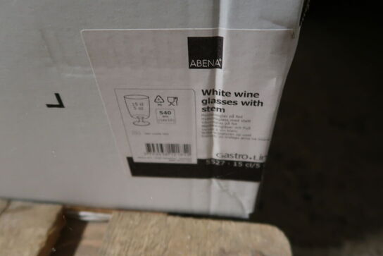 2 stk. paller med popcornbægre m.m.