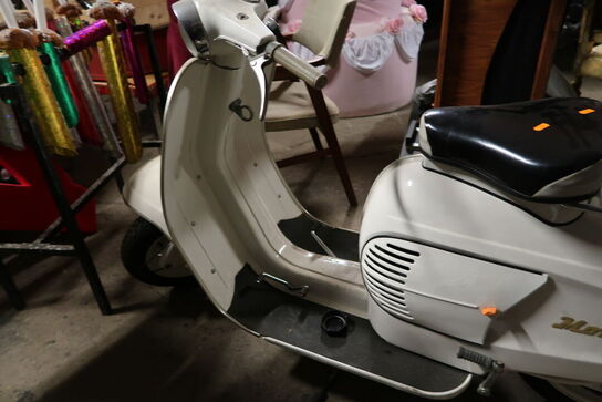 Scooter MONARK (momsfri)