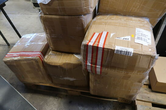 Palle med popcornbægre m.m.