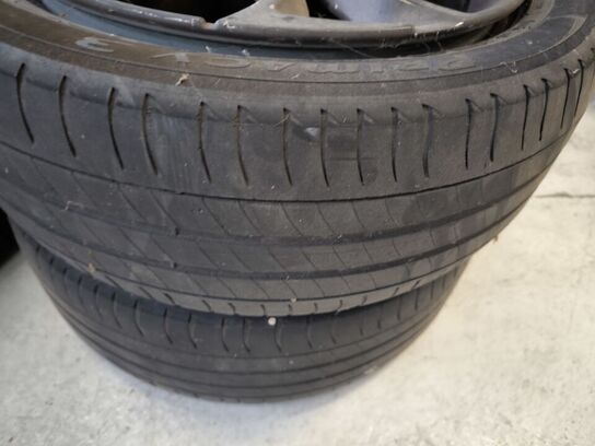 2 stk. dæk med fælge MICHELIN 205/50 R 17