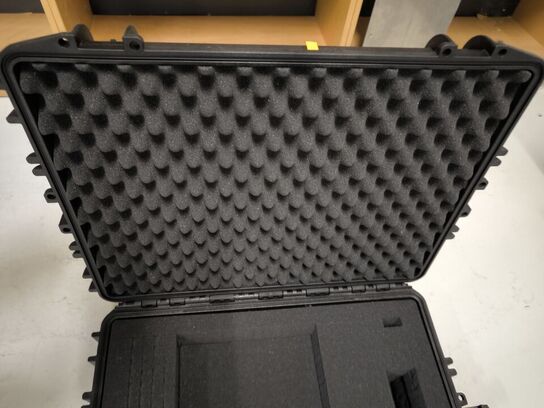 Udstyrskuffert PELICAN 1600 protector case