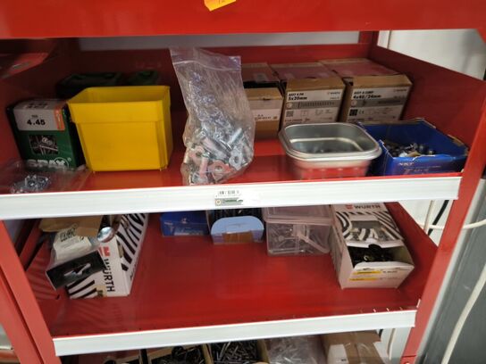 Indhold på reol (se beskrivelse)