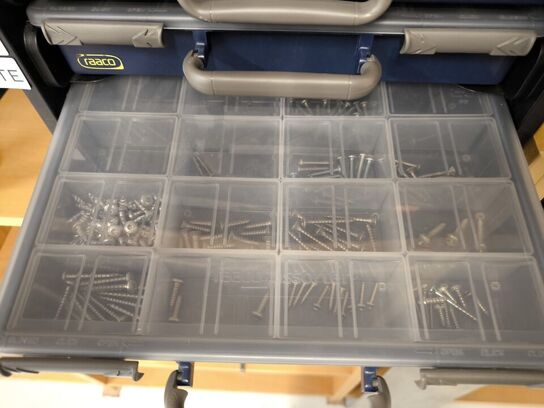 Sortimentskaseer med indhold