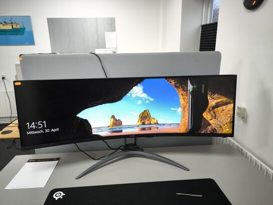 Skærm AGON 49" AG493UCX defekt (se billede)