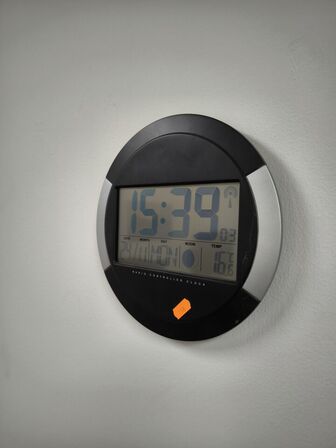 Vægur radiostyret HAMA