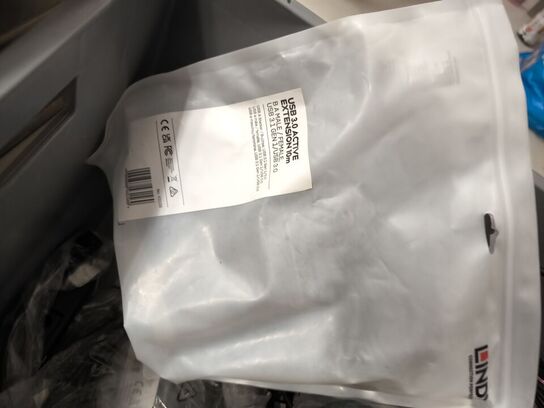 2 kasser med indhold